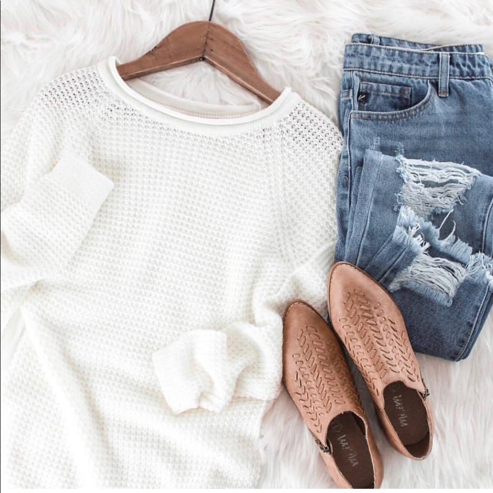 Waffle knit sweater - white